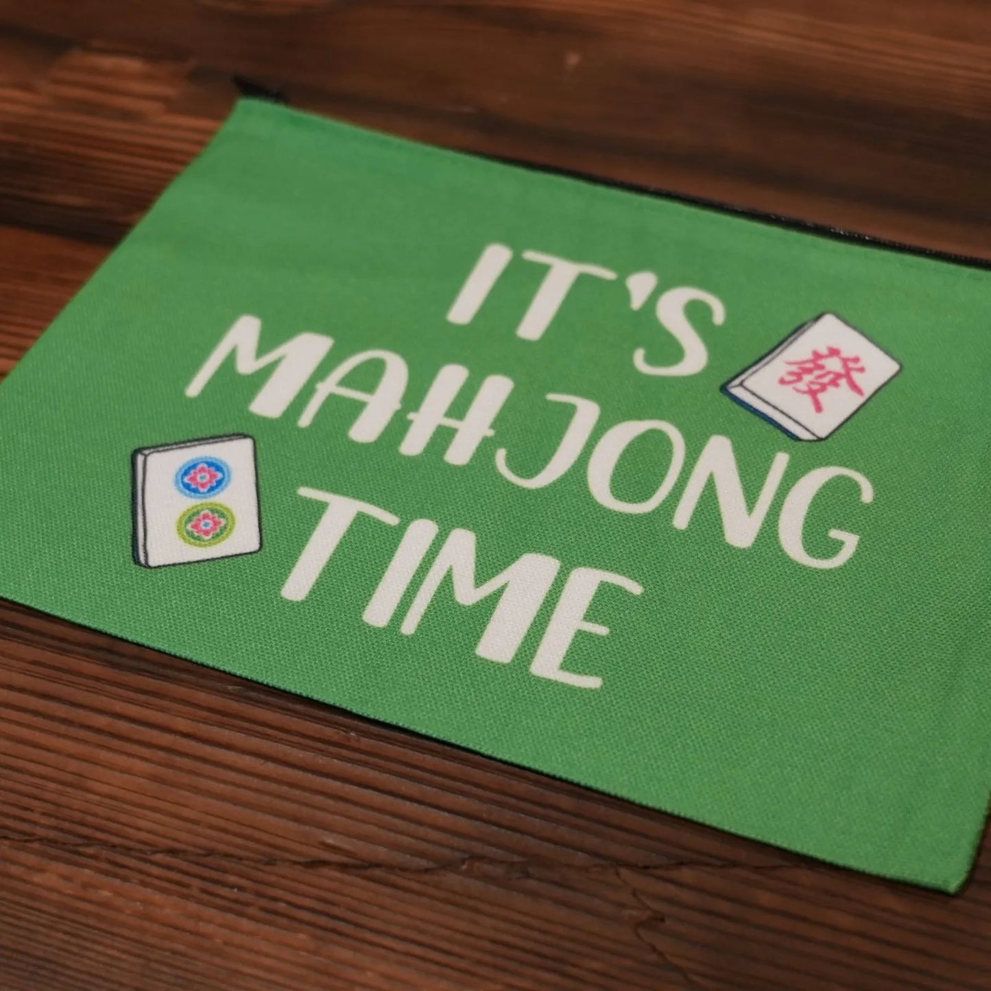 Mah Jongg Green Bundle - Chelsea Green Tiles (36MM), Green Racks & Mat & Bag + FREE Dice
