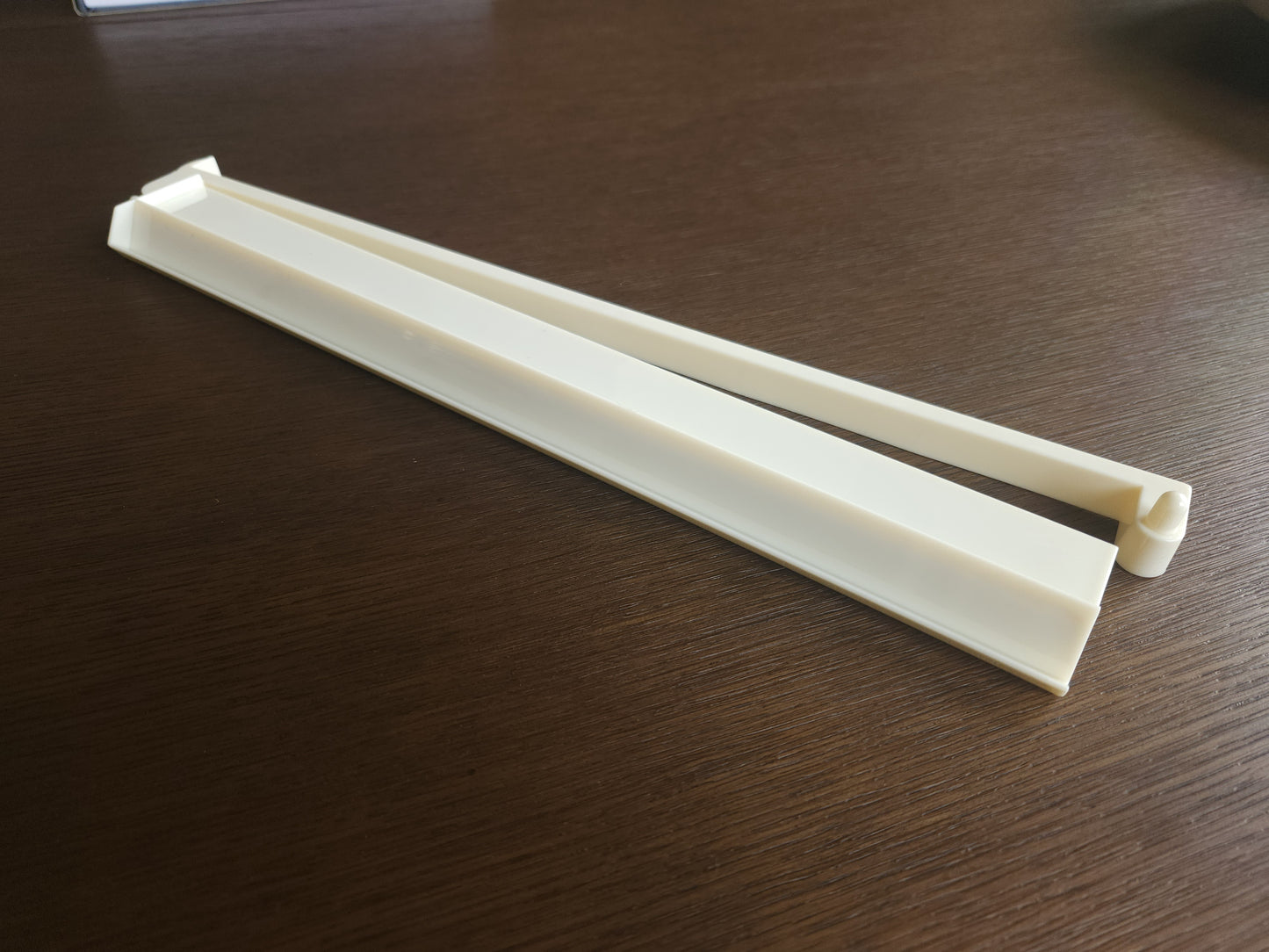 Acrylic Mah Jongg Racks with Pushers – 18.5" (Set of 4)