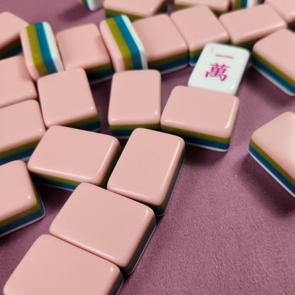 Side profile of Watermelon 30MM American mah jongg tiles with layered watermelon-colored edges